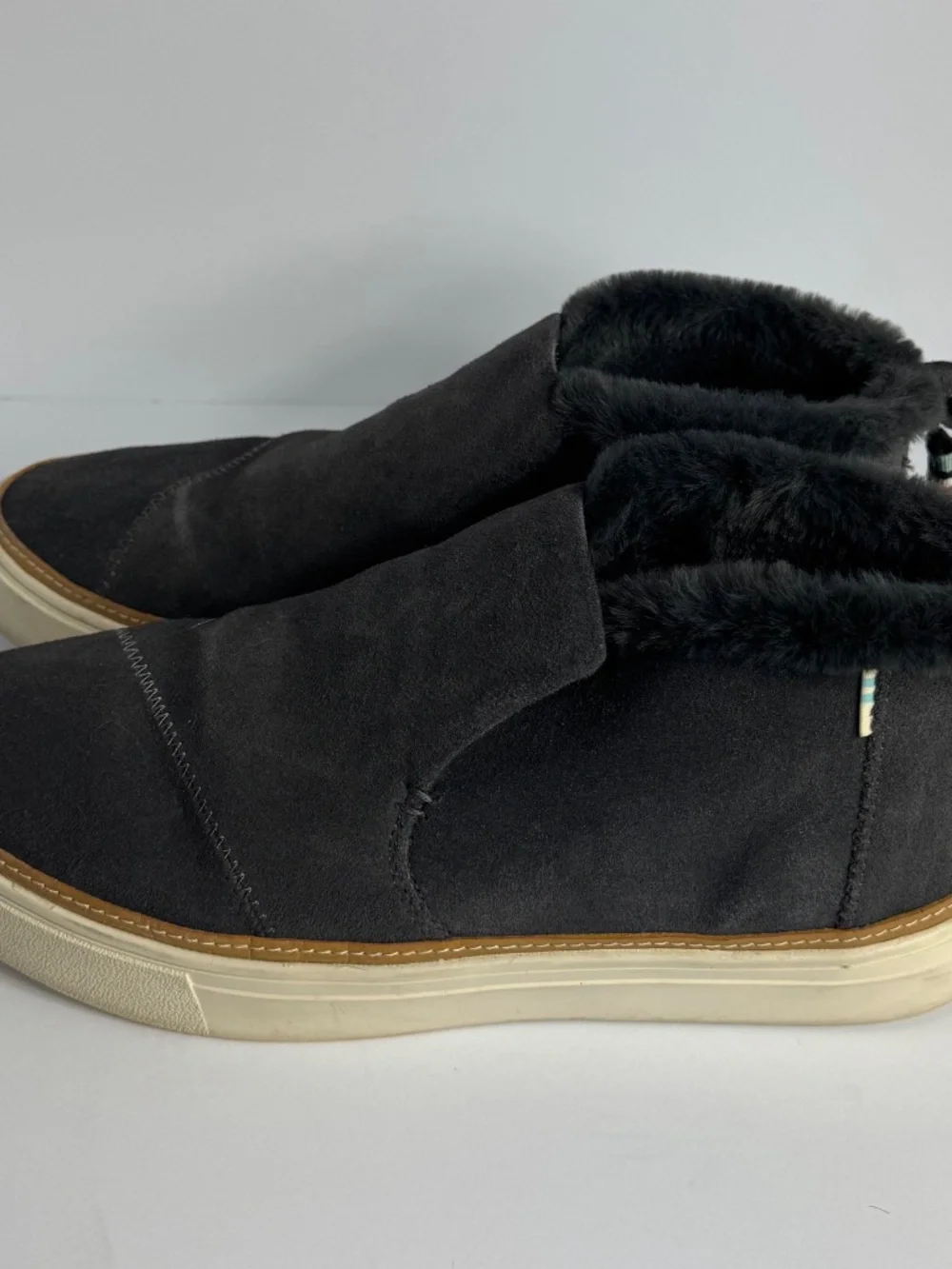Toms Paxton Gray Faux Fur Lined Slip on Bootie Shoes Women's Size 9